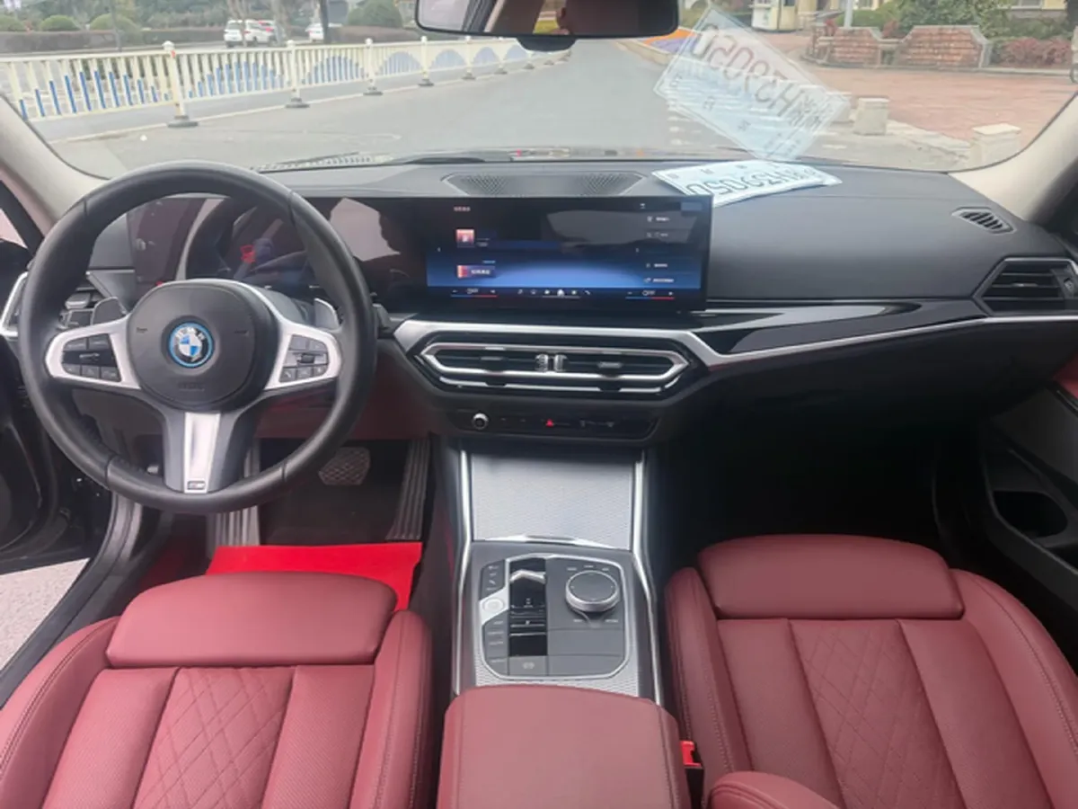 2024 BMW 3 Series 2.0T 184HP L4 8AT,autocango,china used car exporter,china ev exporter,chinese used car exporter,chinese used ev exporter