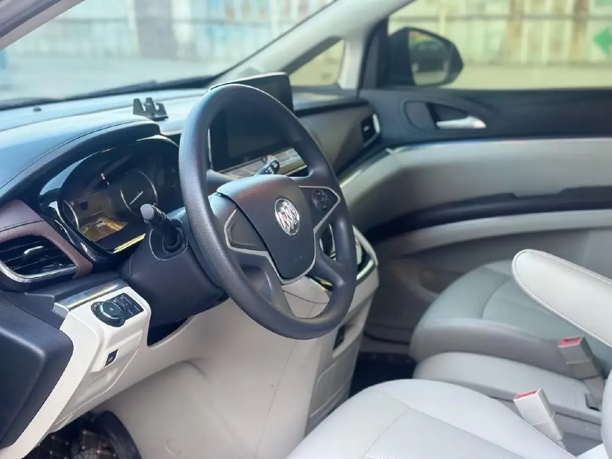 2021 Buick GL8 2.0T 237HP L4 9AT,autocango,china used car exporter,china ev exporter,chinese used car exporter,chinese used ev exporter