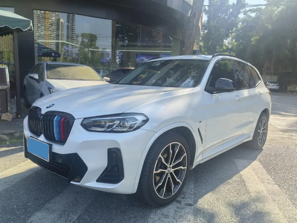 2022 BMW X3 2.0T 252HP L4 8AT