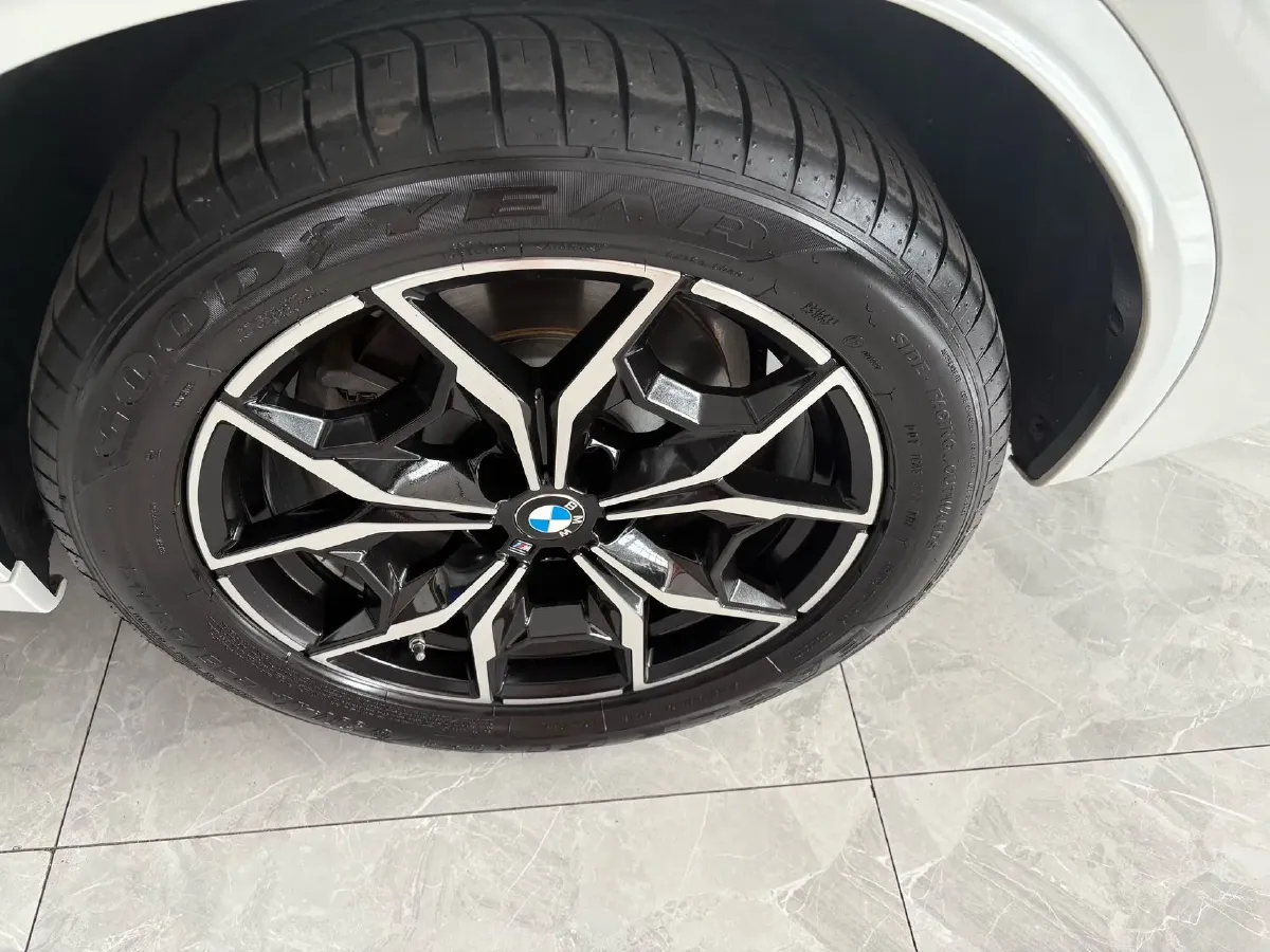 2022 BMW X3 2.0T 184HP L4 8AT,autocango,china used car exporter,china ev exporter,chinese used car exporter,chinese used ev exporter