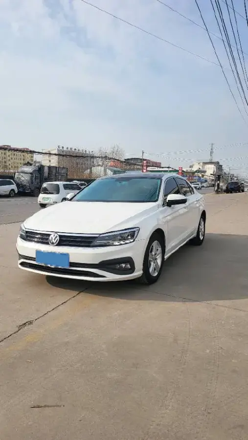 2019 Volkswagen T-Cross 1.4T 150HP L4 7DCT