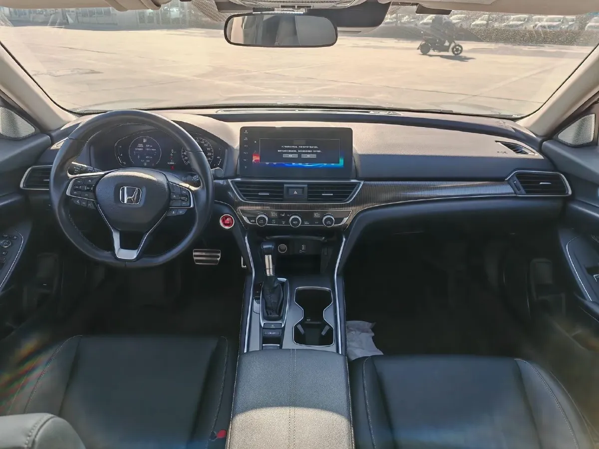 2022 Honda Accord 1.5T 194HP L4 CVT,autocango,china used car exporter,china ev exporter,chinese used car exporter,chinese used ev exporter