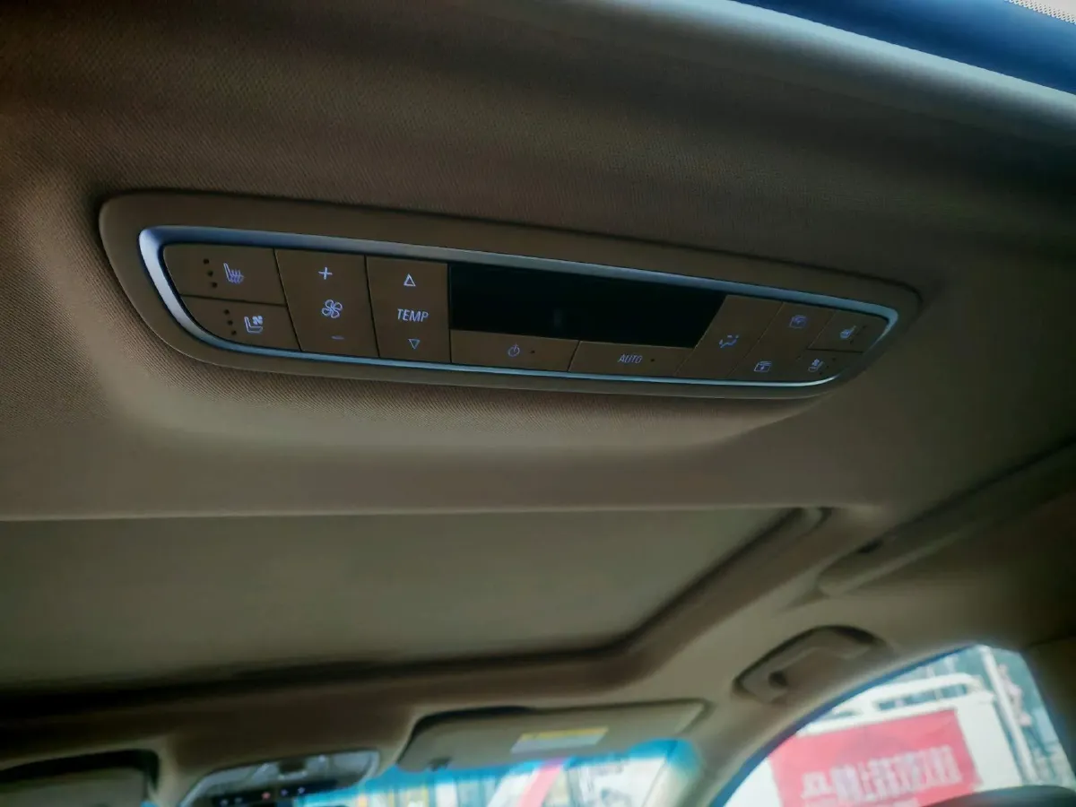 2018 Buick GL8 2.0T 260HP L4 6AT,autocango,china used car exporter,china ev exporter,chinese used car exporter,chinese used ev exporter