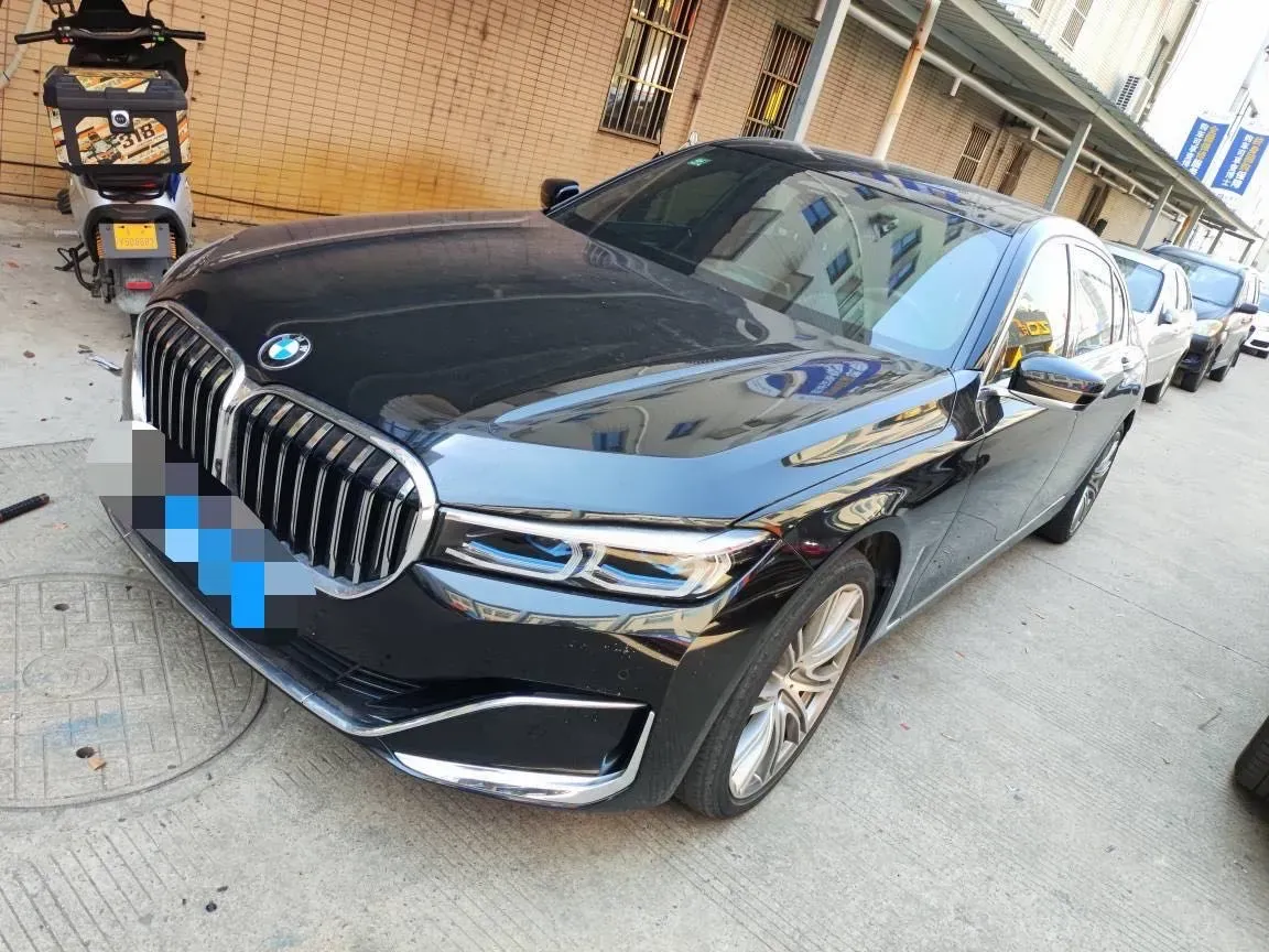 2019 BMW 7 Series 3.0T 340HP L6 8AT,autocango,china used car exporter,china ev exporter,chinese used car exporter,chinese used ev exporter