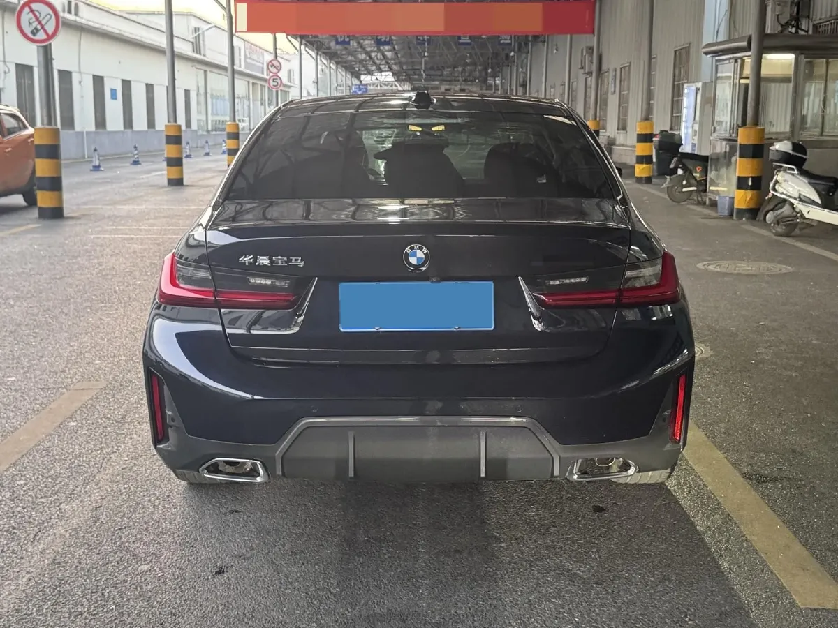 2023 BMW 3 Series 2.0T 156HP L4 8AT,autocango,china used car exporter,china ev exporter,chinese used car exporter,chinese used ev exporter