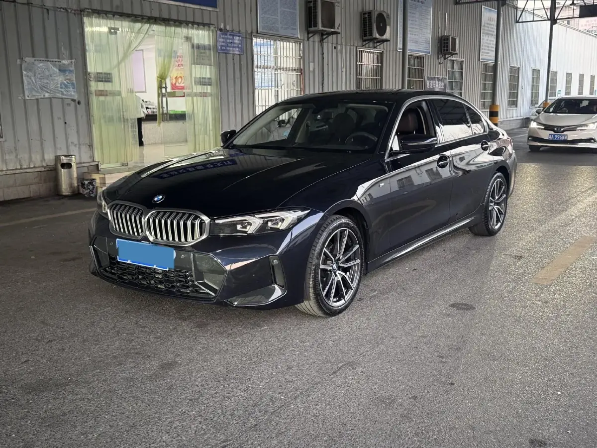 2023 BMW 3 Series 2.0T 156HP L4 8AT