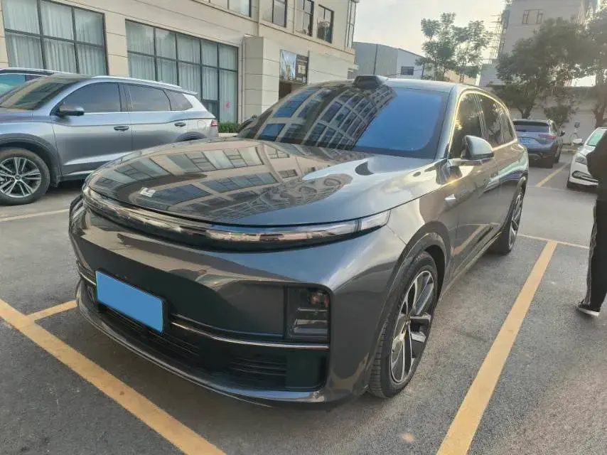 2023 Li L7 Range Extended 154HP REEV 40.9KWH