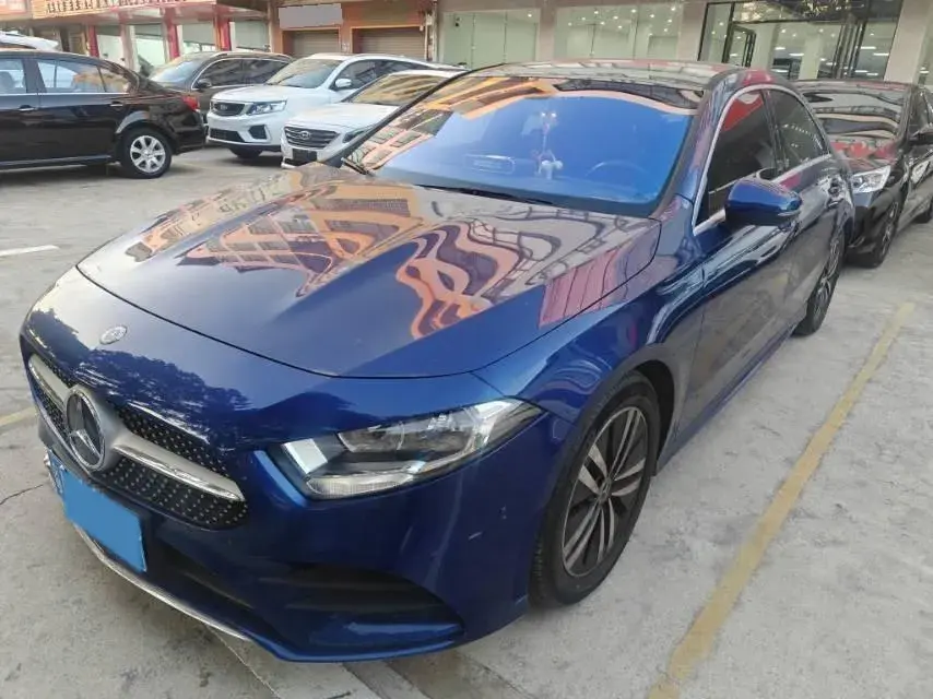 2020 Mercedes-Benz A Class 1.3T 136HP L4 7DCT