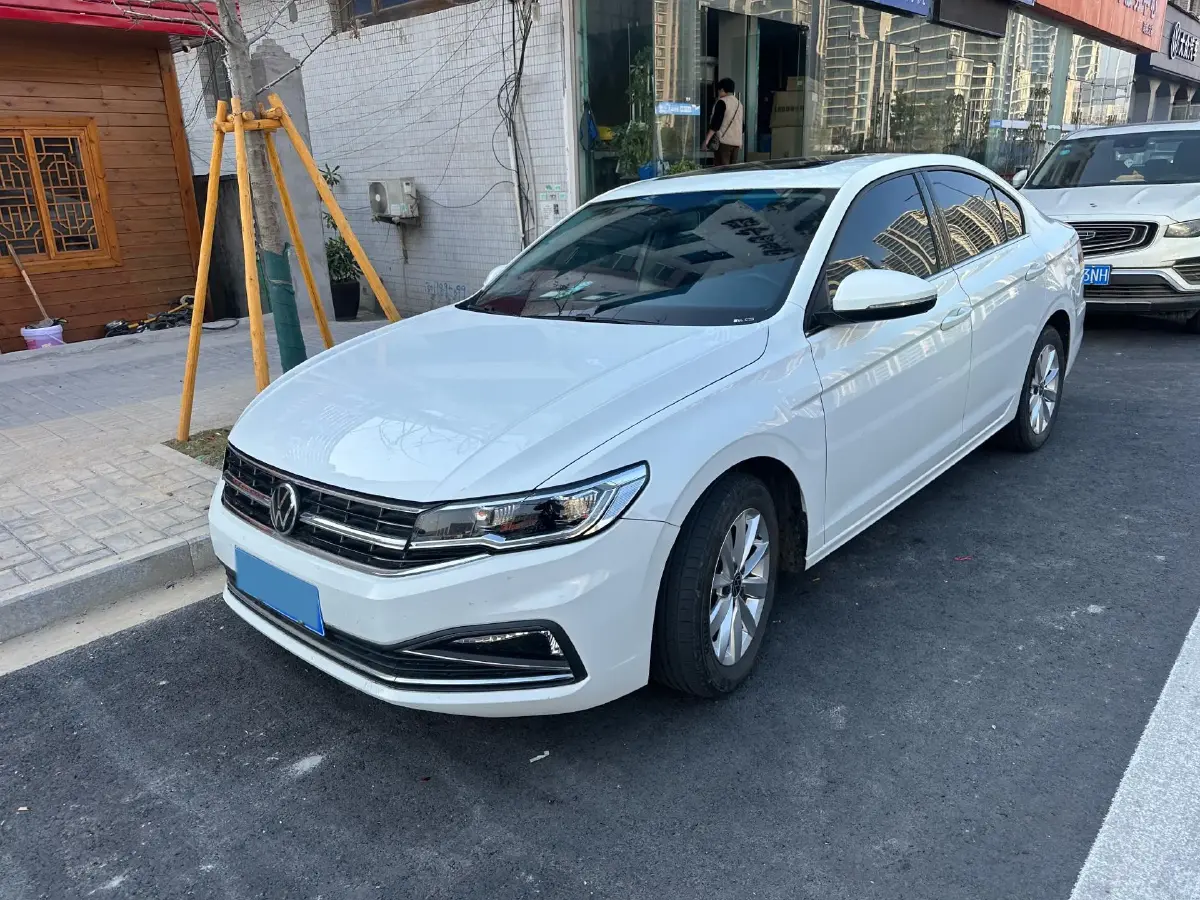 2021 Volkswagen Bora 1.5L 113HP L4 6AT
