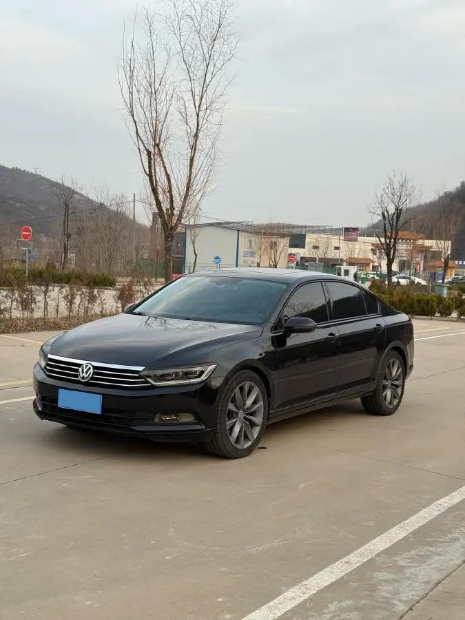 2018 Volkswagen Magotan 1.8T 180HP L4 7DCT