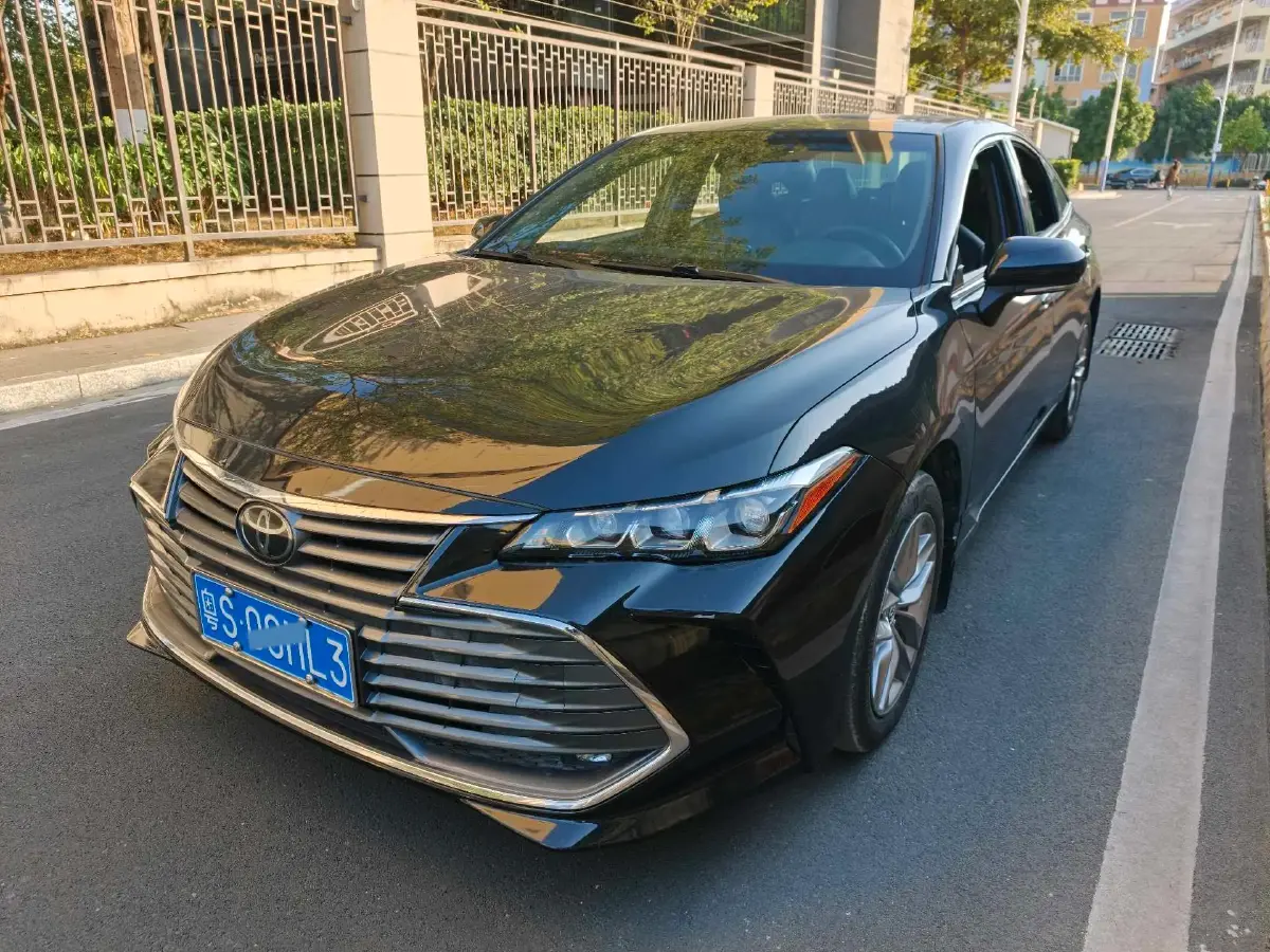 2021 Toyota Avalon 2.5L 209HP L4 8AT