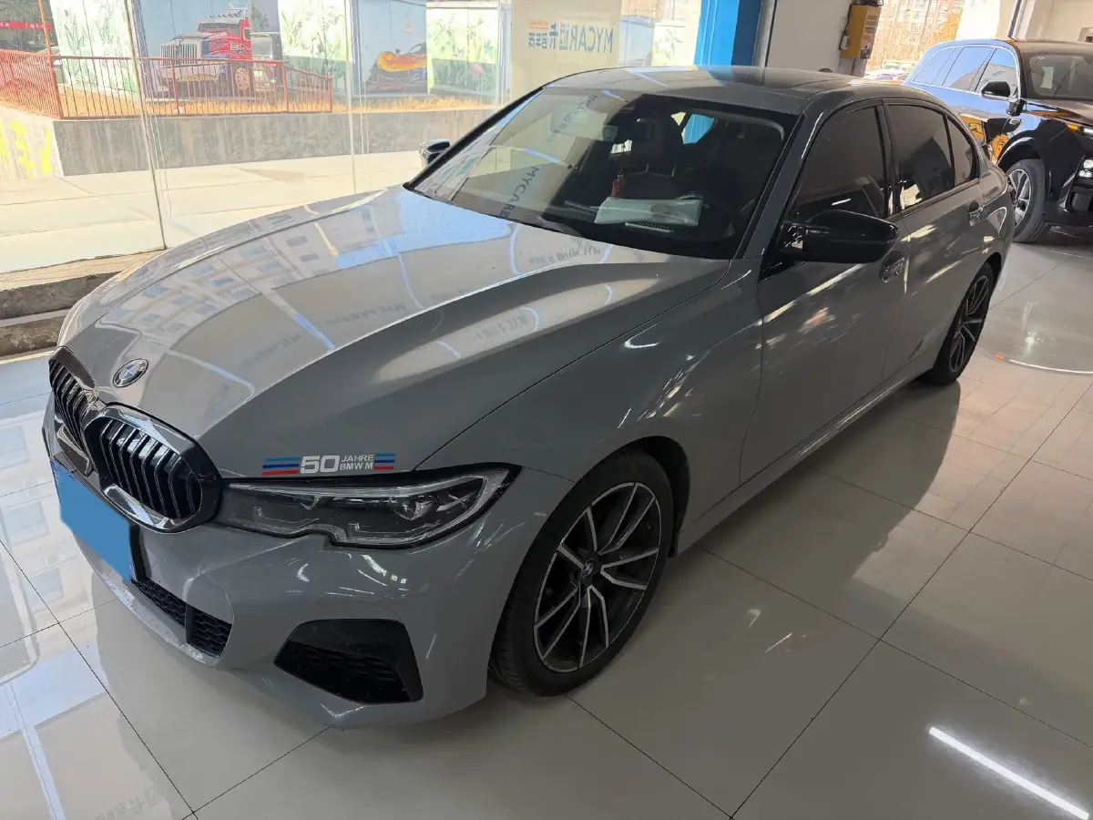 2022 BMW 3 Series 2.0T 184HP L4 8AT