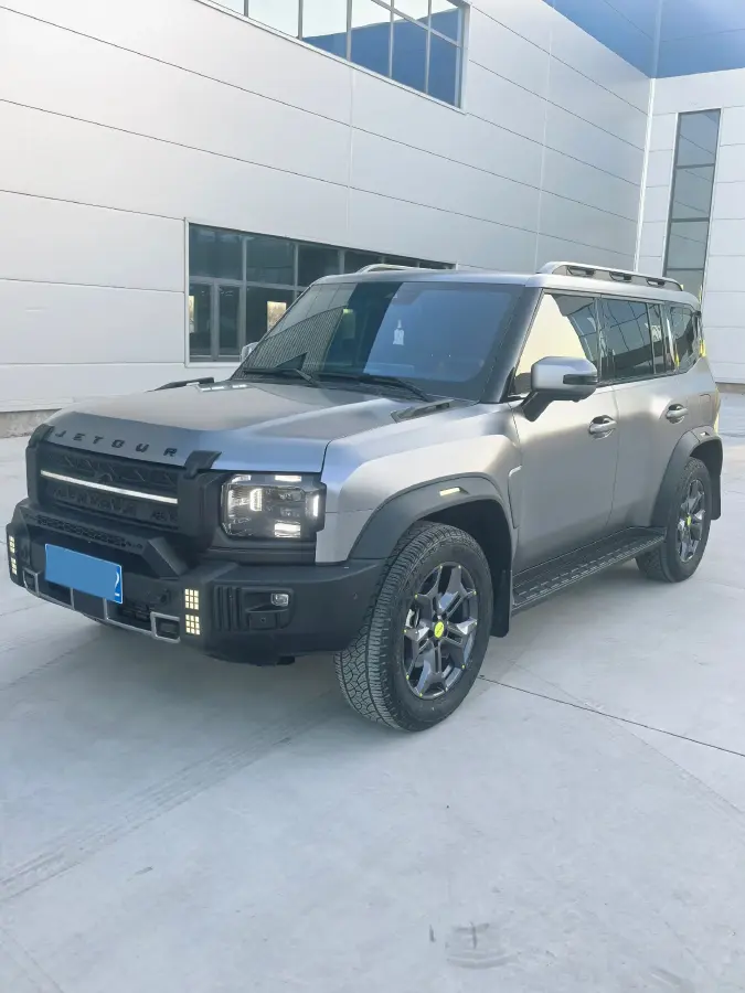 2023 Jetour Traveller 2.0T 254HP L4 7DCT