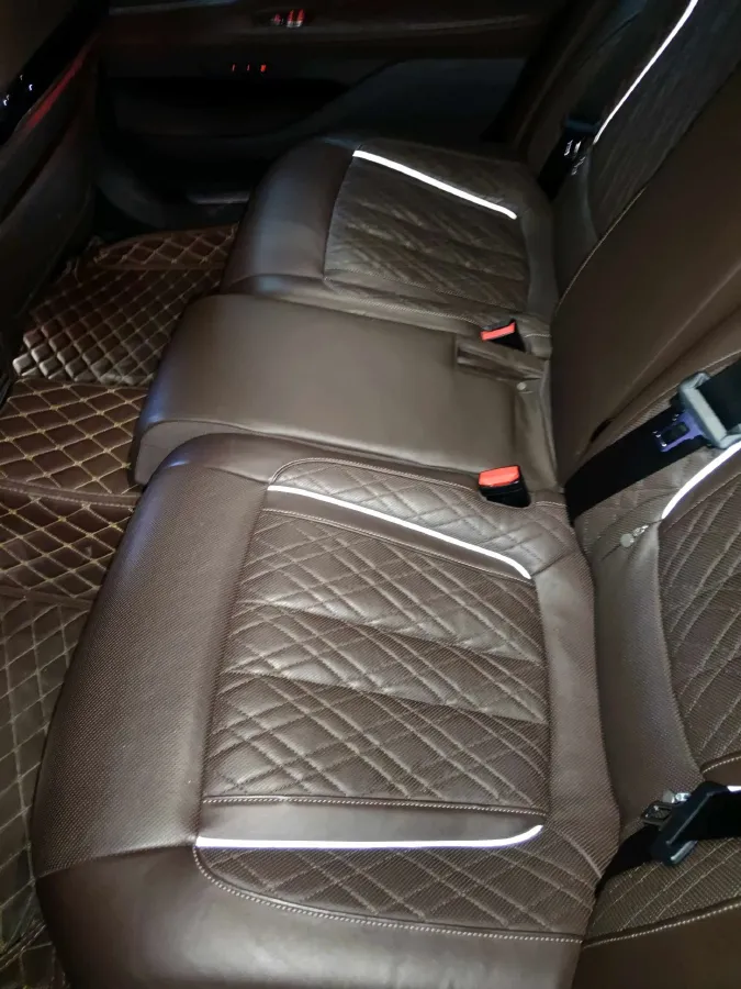 2019 BMW 7 Series 3.0T 340HP L6 8AT,autocango,china used car exporter,china ev exporter,chinese used car exporter,chinese used ev exporter