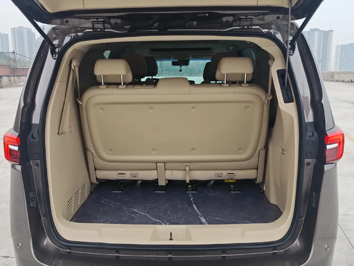 2023 Buick GL8 2.0T 237HP L4 9AT,autocango,china used car exporter,china ev exporter,chinese used car exporter,chinese used ev exporter