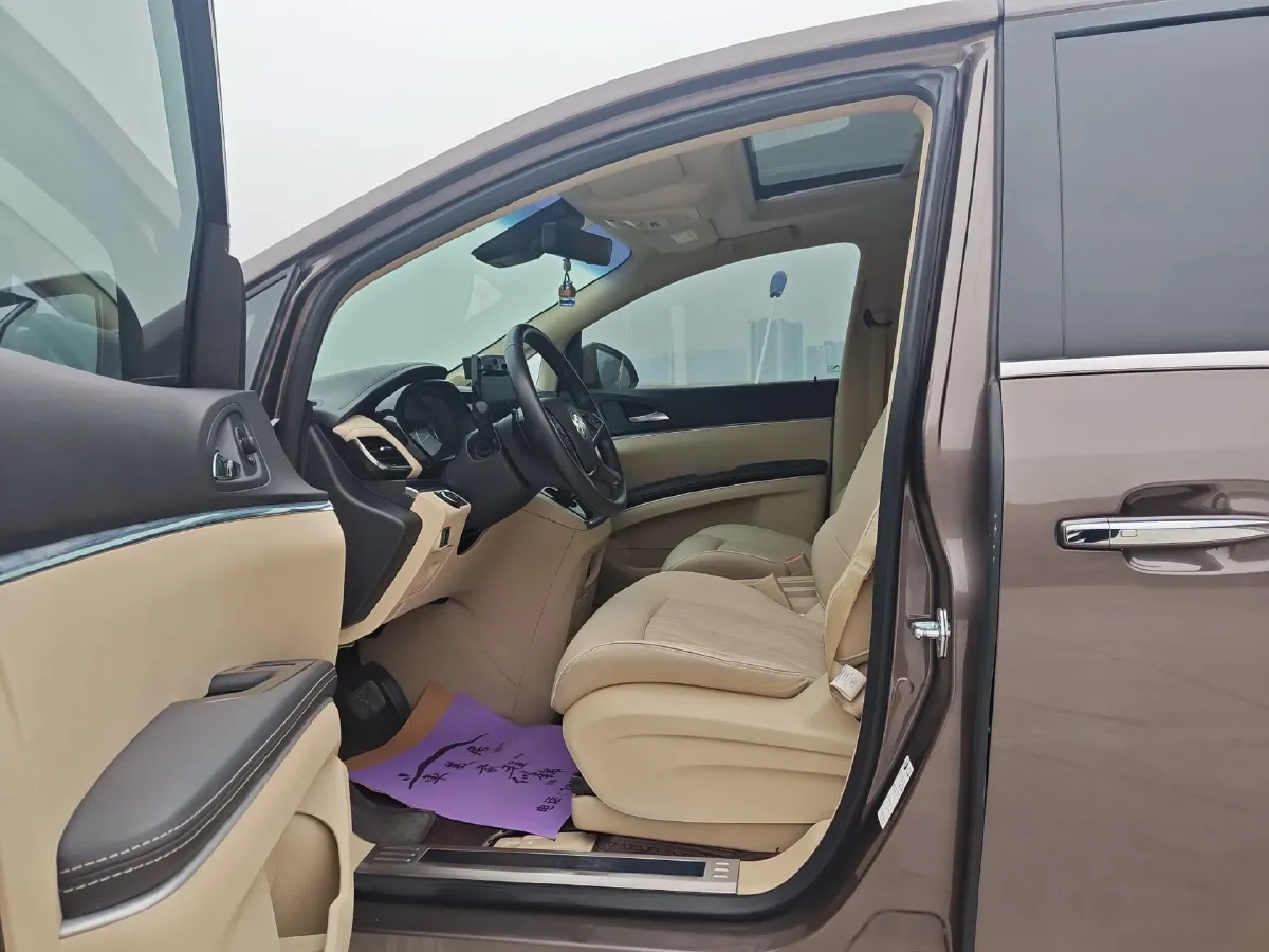 2023 Buick GL8 2.0T 237HP L4 9AT,autocango,china used car exporter,china ev exporter,chinese used car exporter,chinese used ev exporter