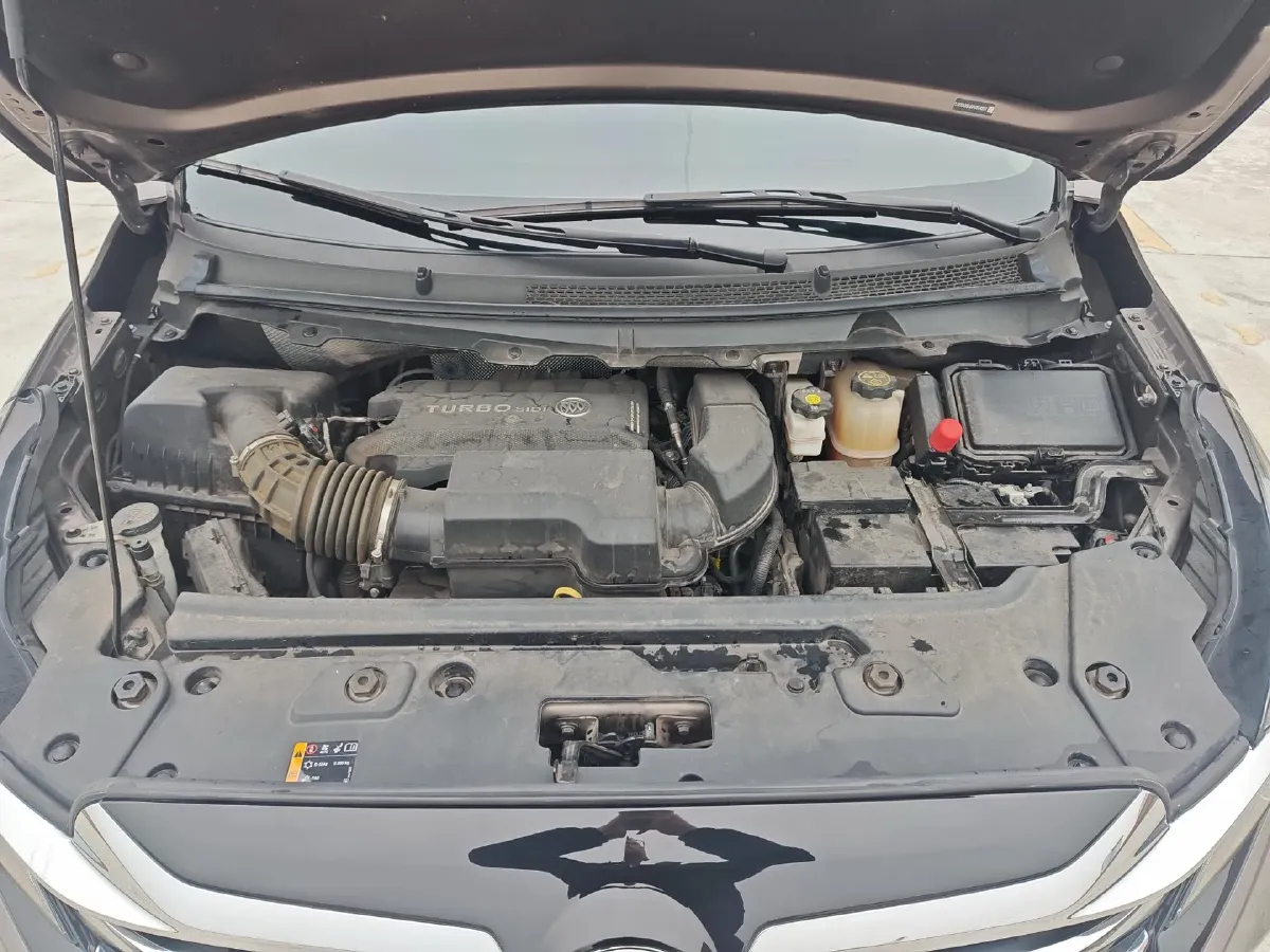 2023 Buick GL8 2.0T 237HP L4 9AT,autocango,china used car exporter,china ev exporter,chinese used car exporter,chinese used ev exporter