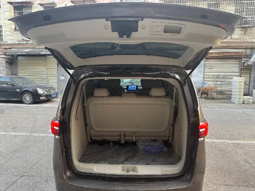 2023 Buick GL8 2.0T 237HP L4 9AT,autocango,china used car exporter,china ev exporter,chinese used car exporter,chinese used ev exporter