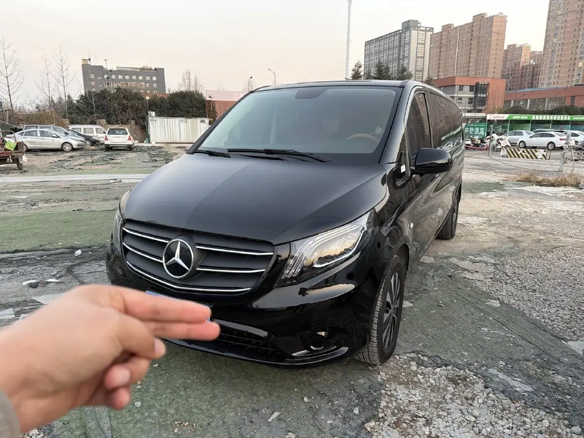 2023 Mercedes-Benz Vito 2.0T 211HP L4 9AT