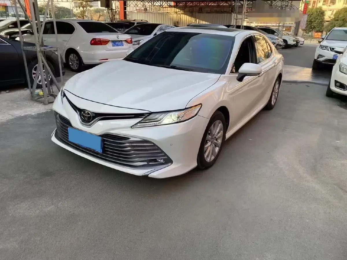 2019 Toyota Camry 2.0L 178HP L4 CVT