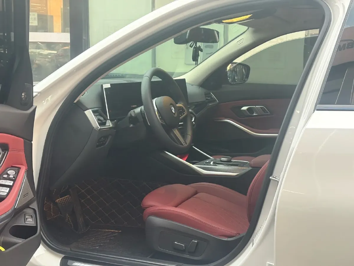 2024 BMW 3 Series 2.0T 184HP L4 8AT,autocango,china used car exporter,china ev exporter,chinese used car exporter,chinese used ev exporter