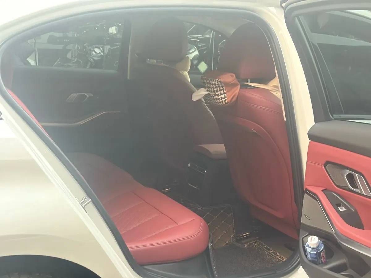 2024 BMW 3 Series 2.0T 184HP L4 8AT,autocango,china used car exporter,china ev exporter,chinese used car exporter,chinese used ev exporter