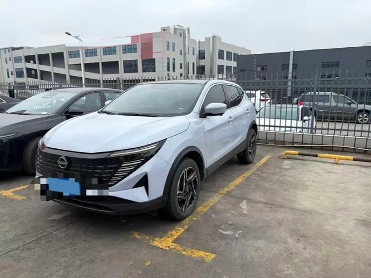 2025 Nissan Qashqai 2.0L 151HP L4 CVT