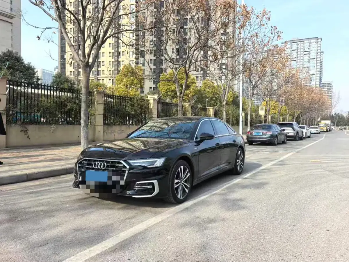 2023 Audi A6L 2.0T 190HP L4 7DCT