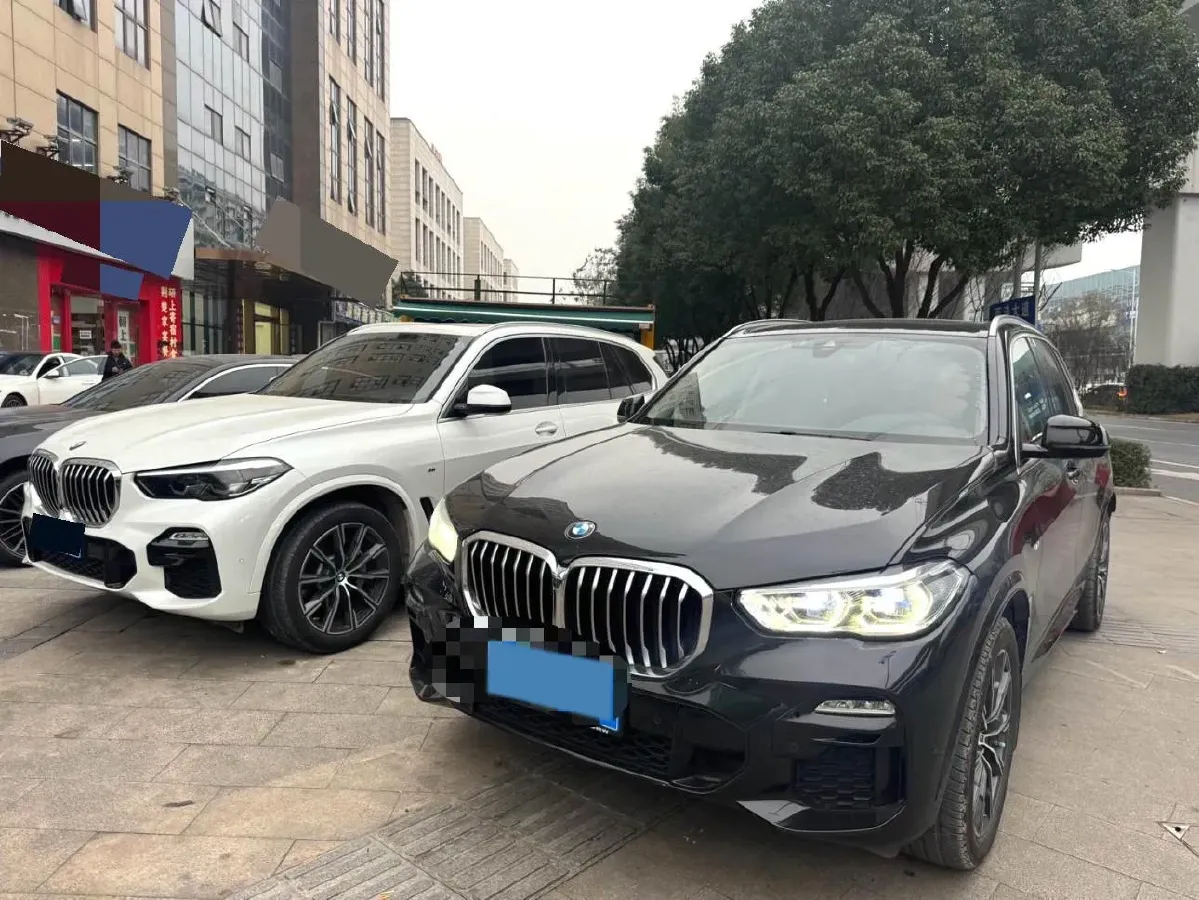 2020 BMW X5 3.0T 340HP L6 8AT,autocango,china used car exporter,china ev exporter,chinese used car exporter,chinese used ev exporter