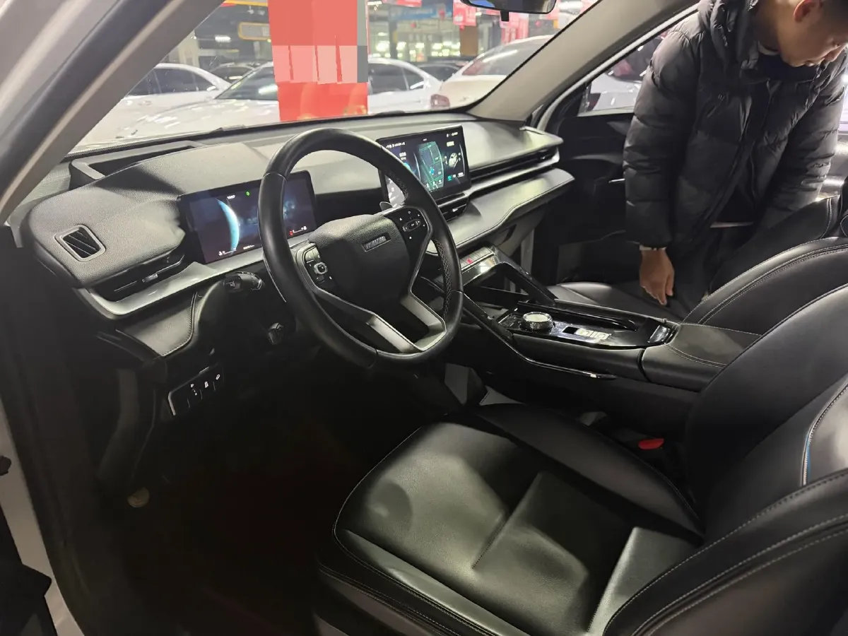 2021 Haval H6 2.0T 211HP L4 7DCT,autocango,china used car exporter,china ev exporter,chinese used car exporter,chinese used ev exporter