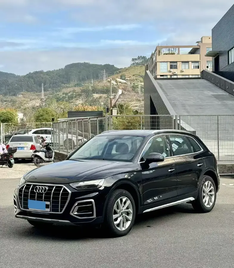 2024 Audi Q5L 2.0T 190HP L4 7DCT
