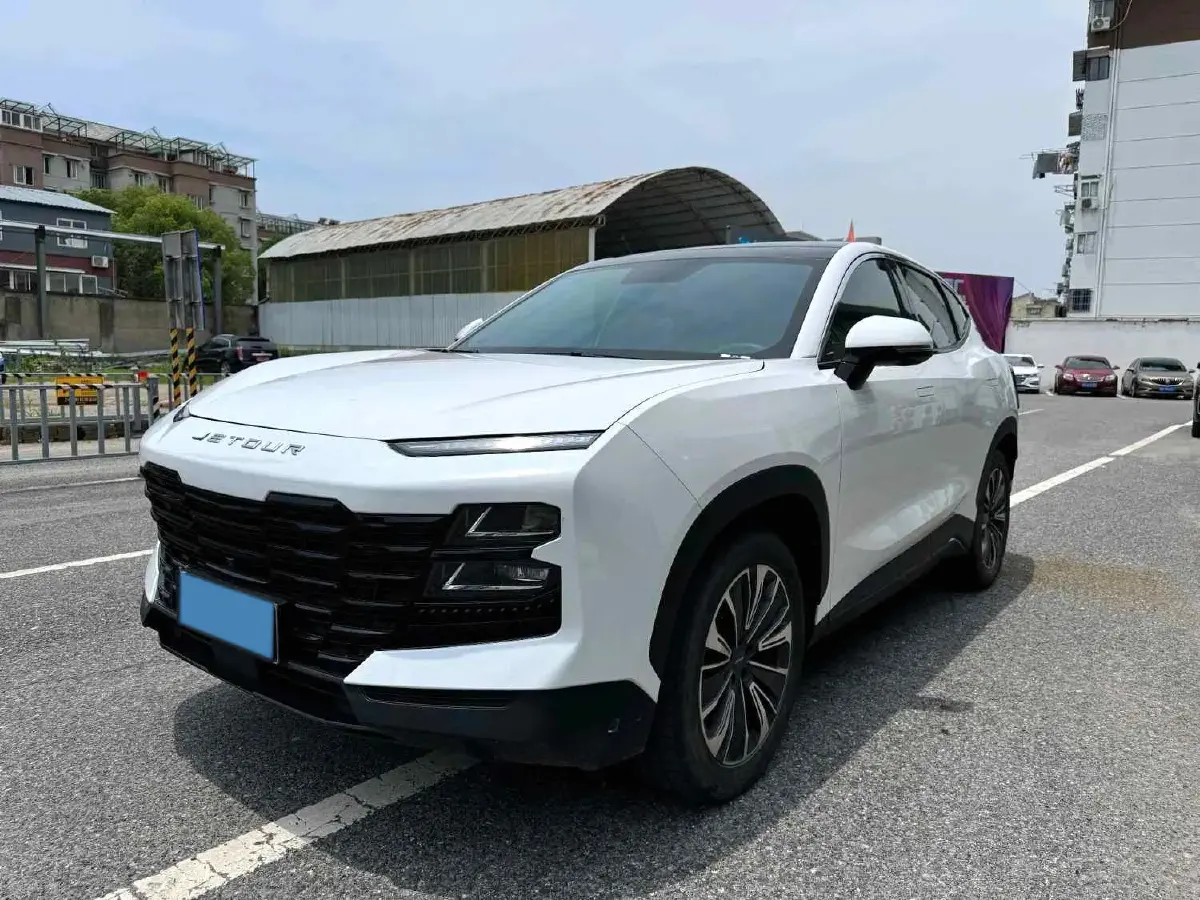 2022 Jetour DASHING 1.6T 197HP L4 7DCT