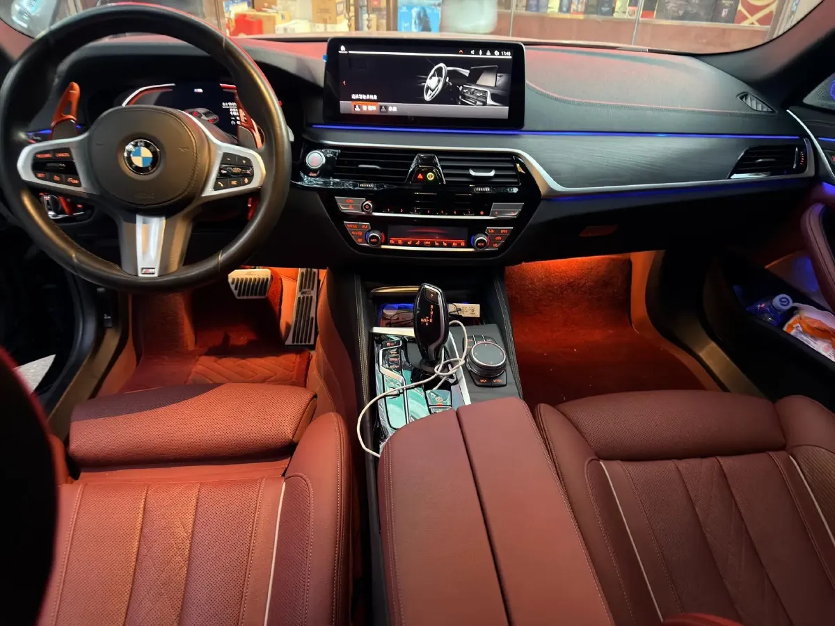 2021 BMW 5 Series 2.0T 252HP L4 8AT,autocango,china used car exporter,china ev exporter,chinese used car exporter,chinese used ev exporter