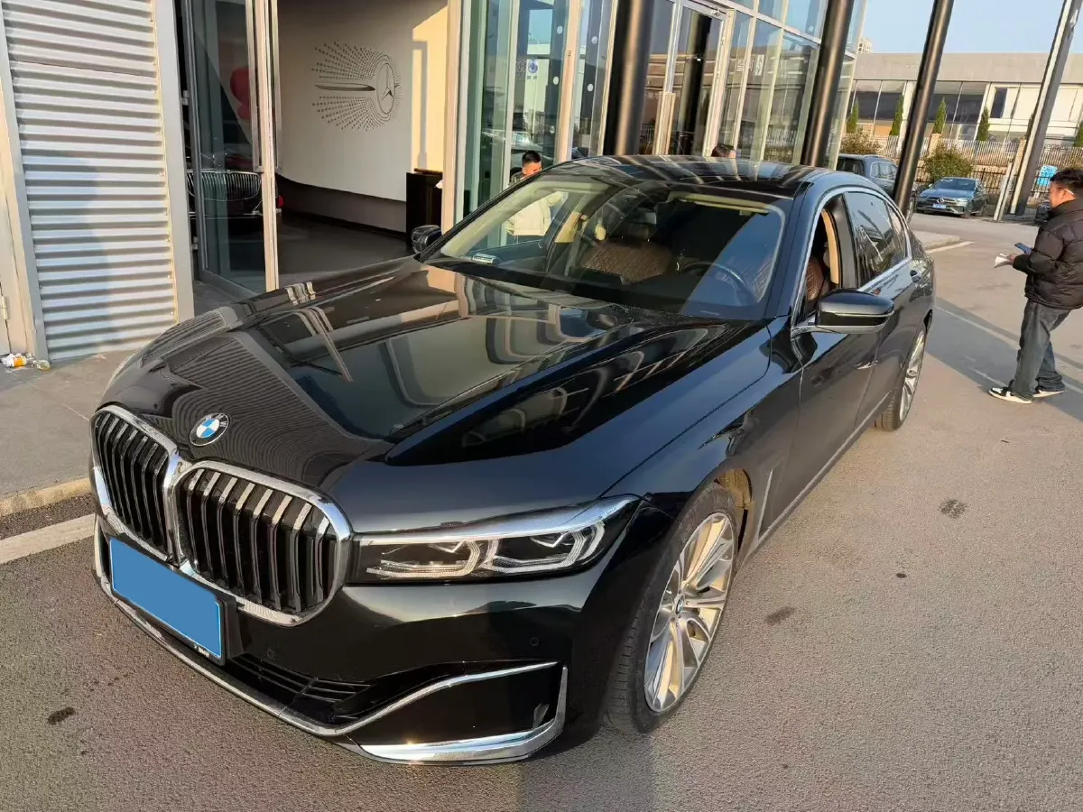 2021 BMW 7 Series 3.0T 340HP L6 8AT,autocango,china used car exporter,china ev exporter,chinese used car exporter,chinese used ev exporter