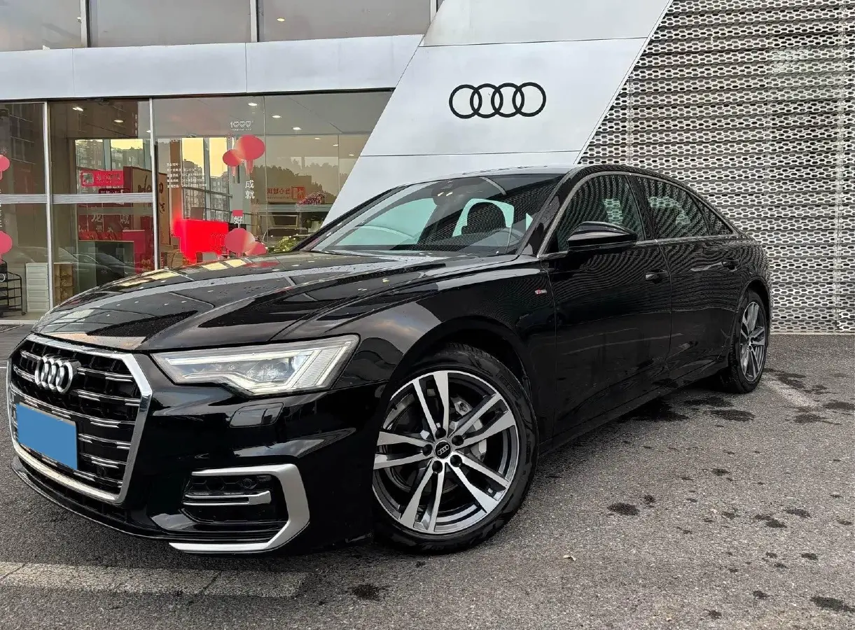 2024 Audi A6L 2.0T 190HP L4 7DCT