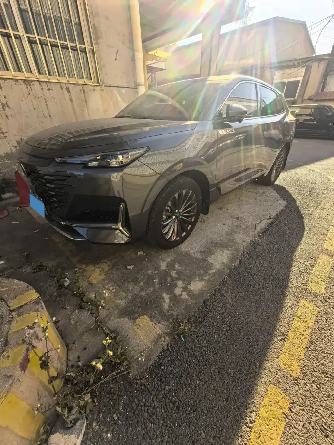 2021 ChangAn UNI-K 2.0T 233HP L4 8AT