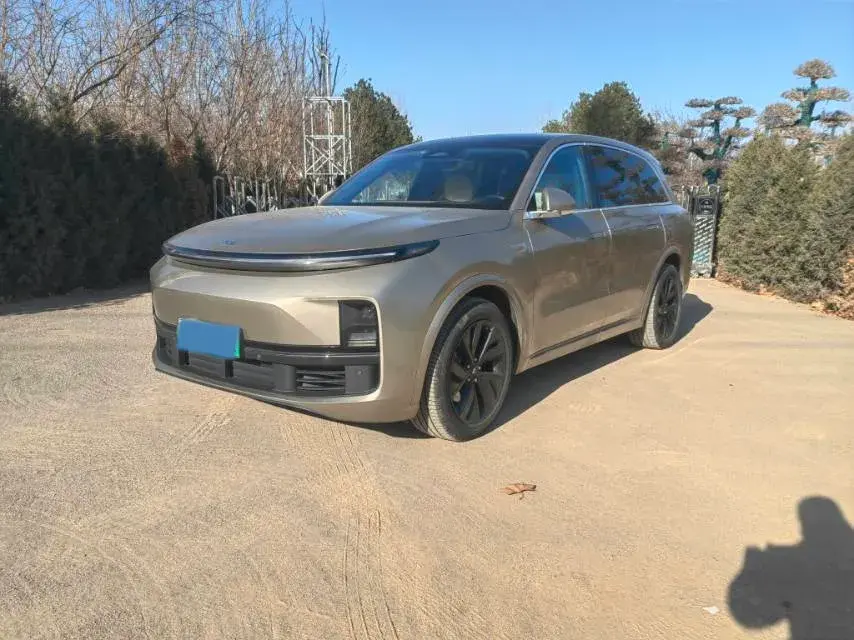 2023 Li L8 Range Extended 154HP REEV 40.9KWH