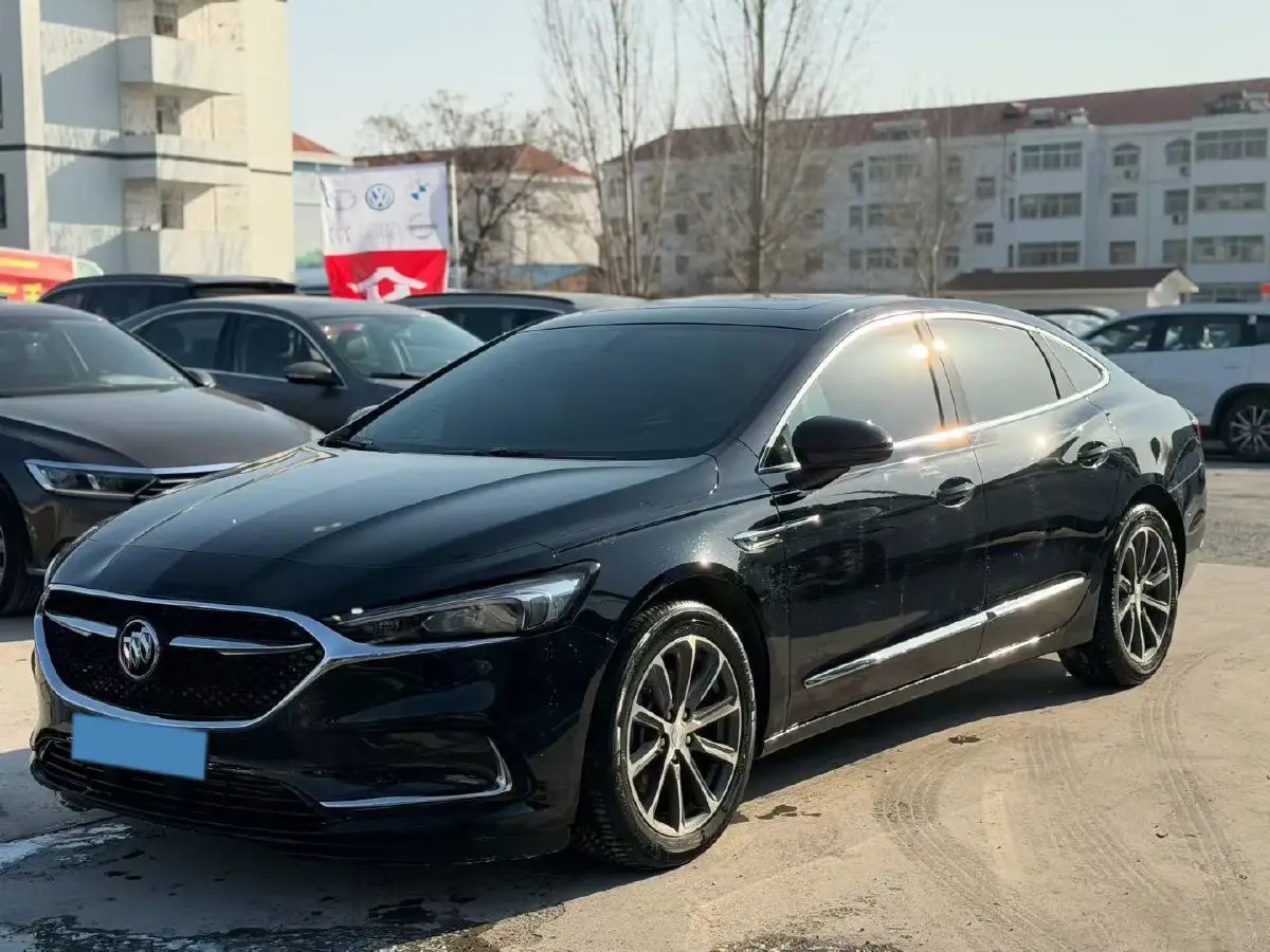 2022 Buick Larcosse 2.0T 237HP L4 9AT