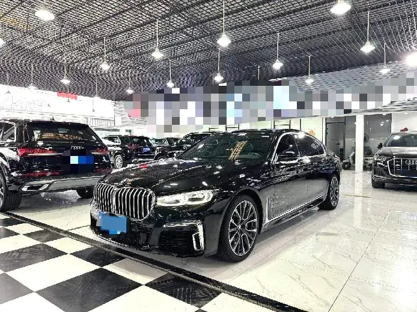 2021 BMW 7 Series 3.0T 340HP L6 8AT