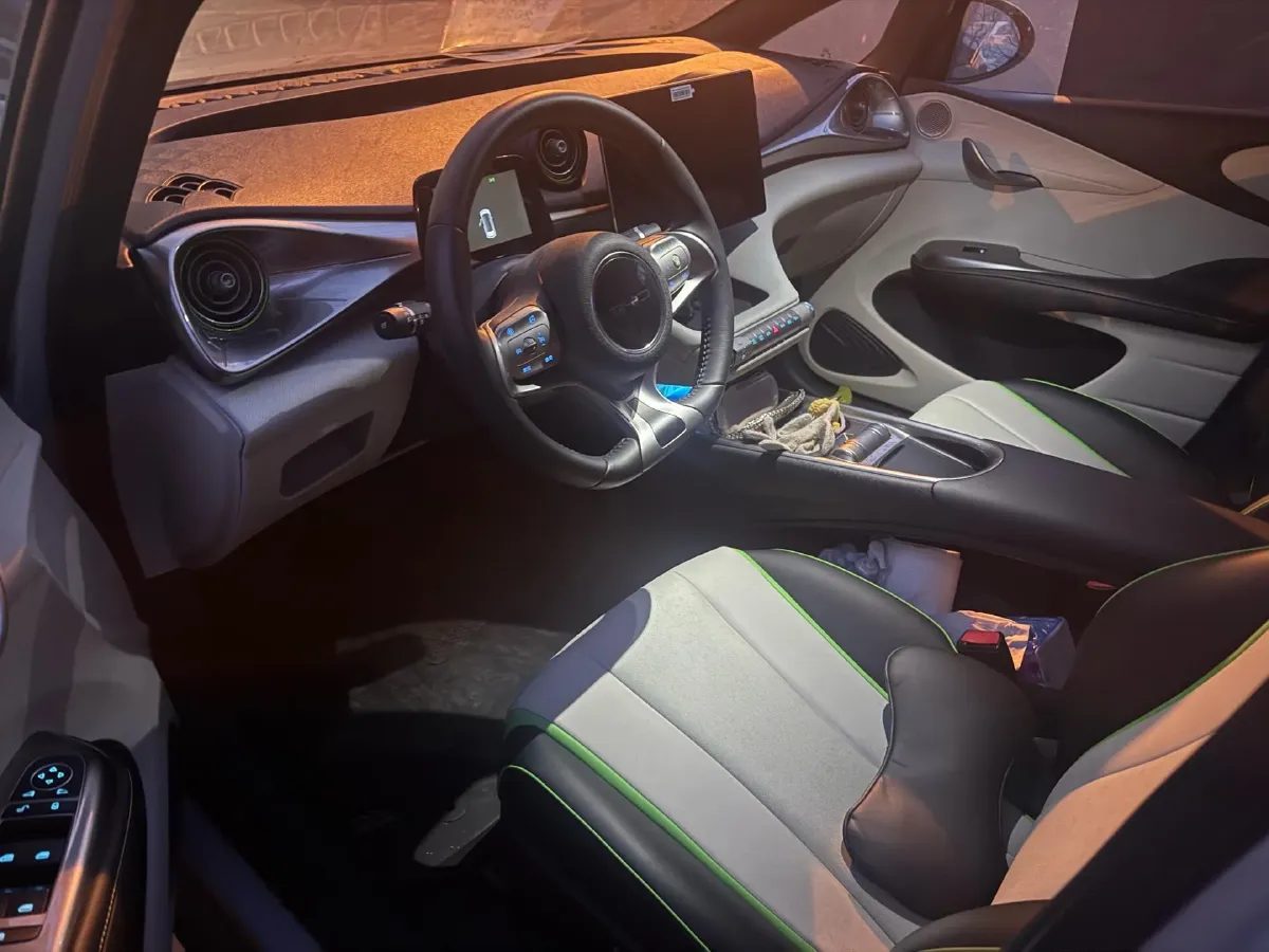 2021 Ford Escort 1.5L 122HP L3 6AT,autocango,china used car exporter,china ev exporter,chinese used car exporter,chinese used ev exporter