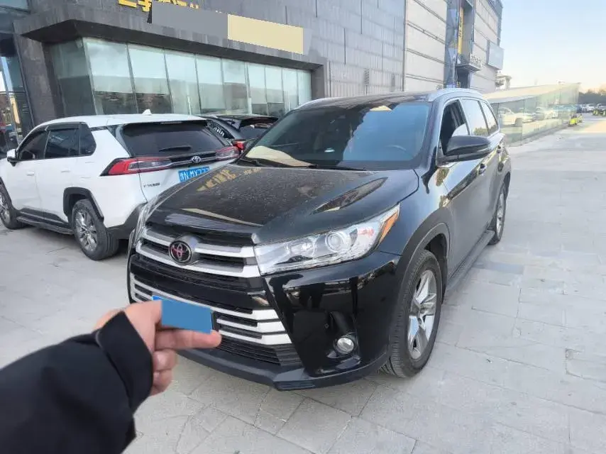 2018 Toyota Highlander 2.0T 220HP L4 6AT