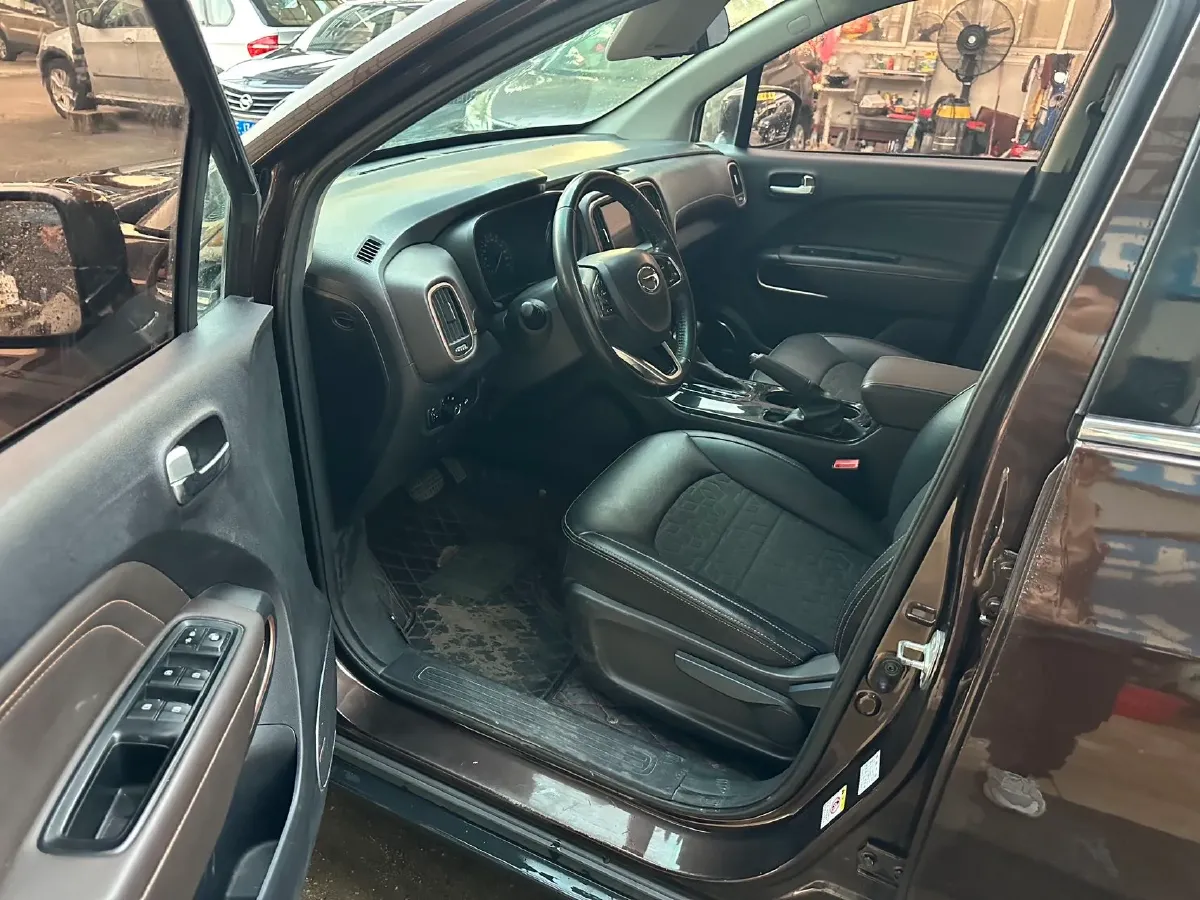 2019 GAC Trumpchi GS3 1.5T 163HP L3 7DCT,autocango,china used car exporter,china ev exporter,chinese used car exporter,chinese used ev exporter