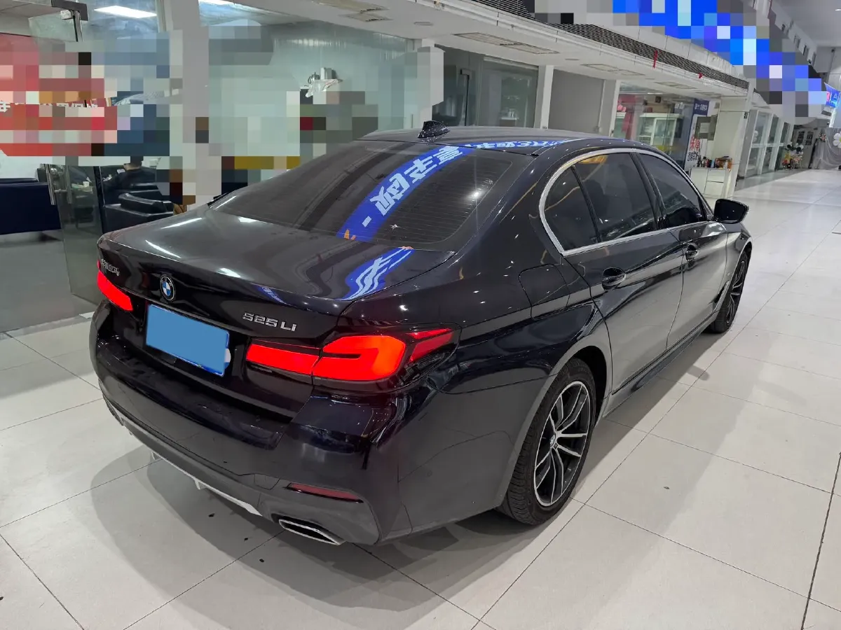 2022 BMW 5 Series 2.0T 184HP L4 8AT,autocango,china used car exporter,china ev exporter,chinese used car exporter,chinese used ev exporter