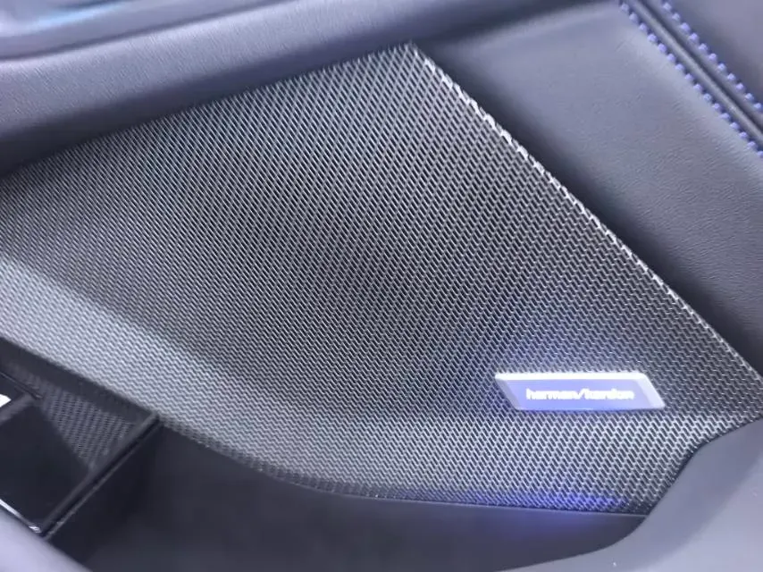 2025 Ford Mondeo 2.0T 288HP L4 E-CVT Hybrid,autocango,china used car exporter,china ev exporter,chinese used car exporter,chinese used ev exporter