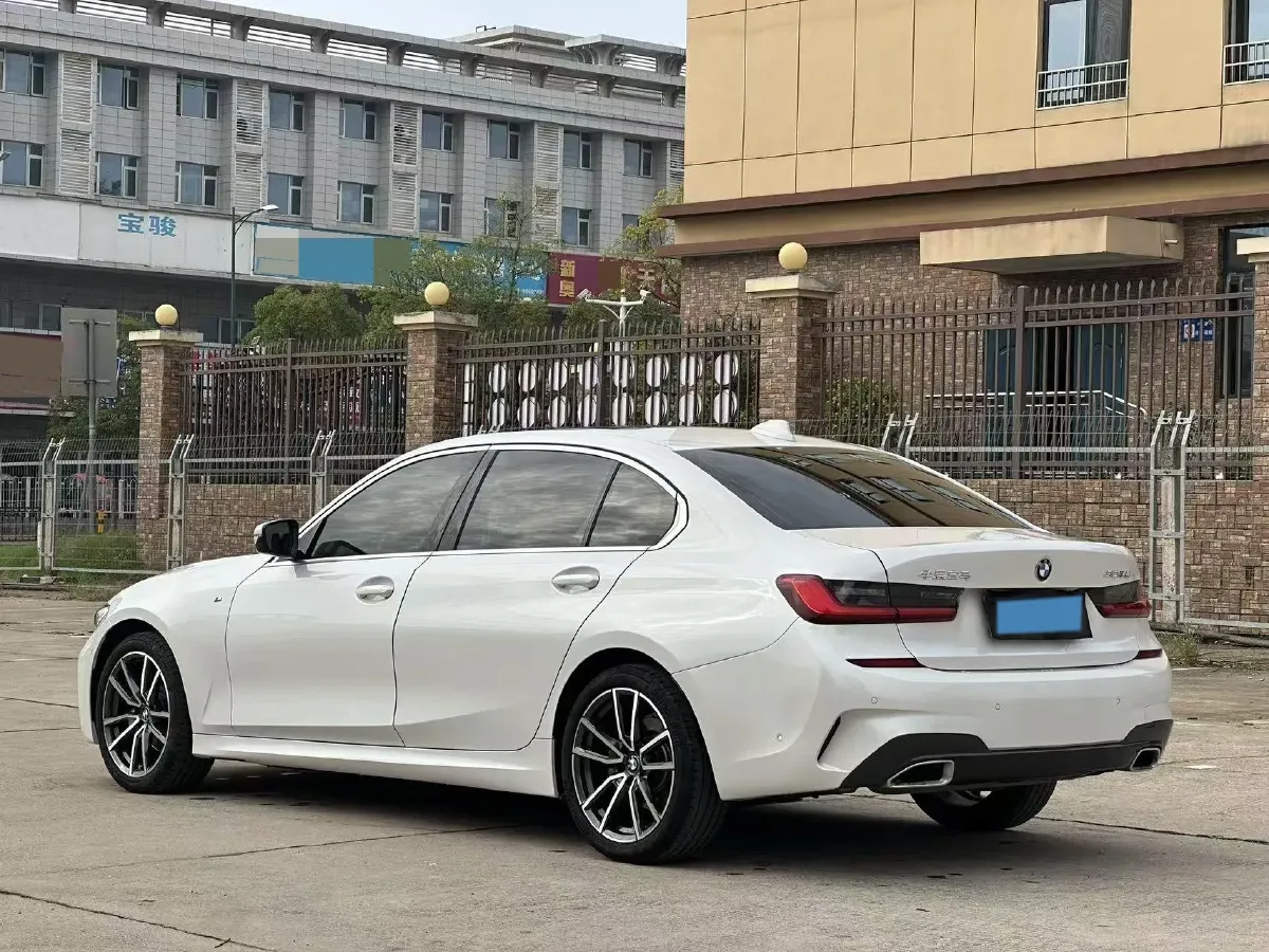 2020 BMW 3 Series 2.0T 184HP L4 8AT,autocango,china used car exporter,china ev exporter,chinese used car exporter,chinese used ev exporter