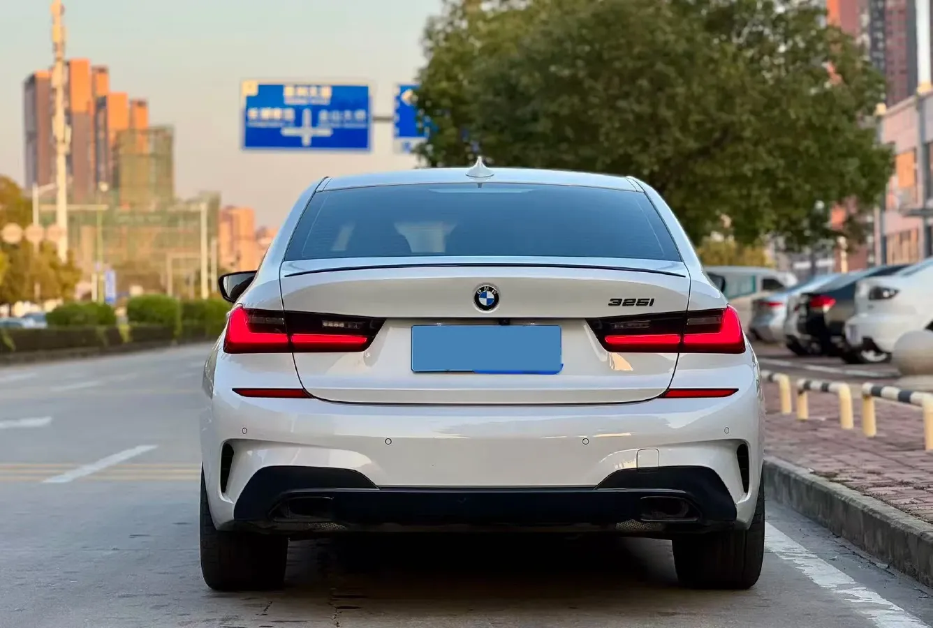 2021 BMW 3 Series 2.0T 184HP L4 8AT,autocango,china used car exporter,china ev exporter,chinese used car exporter,chinese used ev exporter