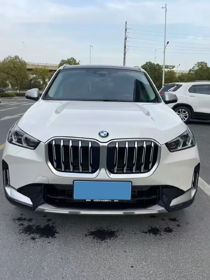 2024 BMW X1 2.0T 204HP L4 7DCT,autocango,china used car exporter,china ev exporter,chinese used car exporter,chinese used ev exporter