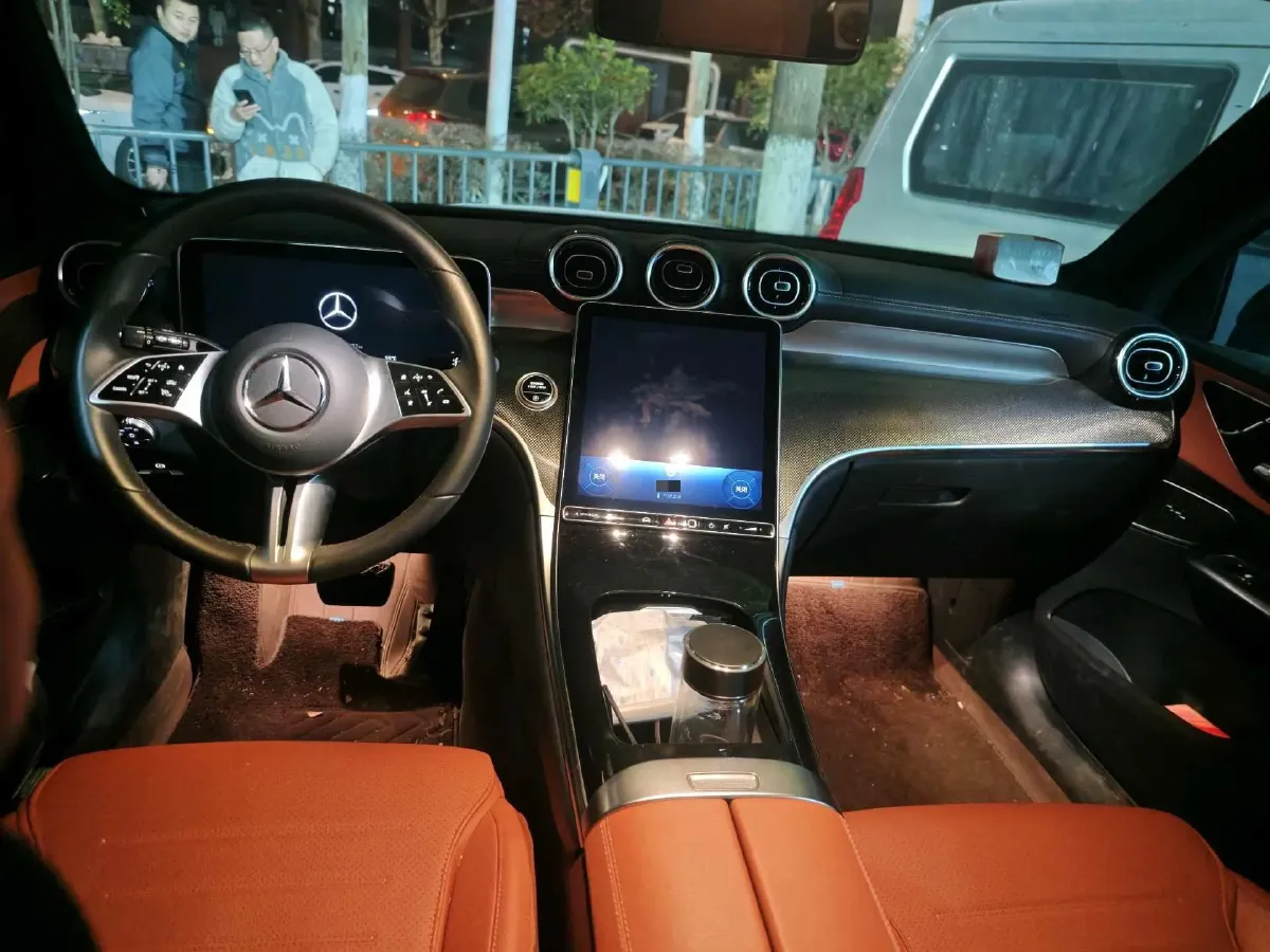 2024 Mercedes-Benz GLC Class 2.0T 204HP L4 9AT,autocango,china used car exporter,china ev exporter,chinese used car exporter,chinese used ev exporter