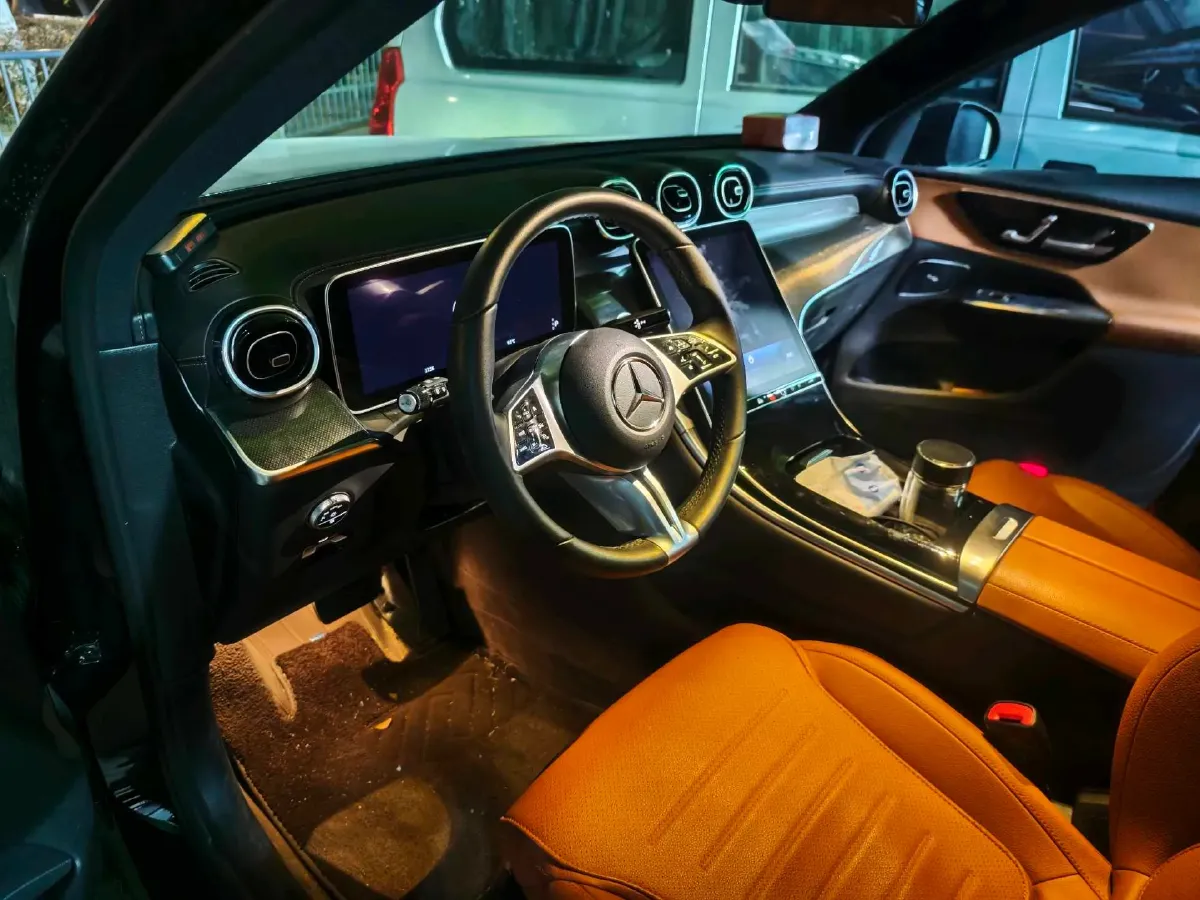 2024 Mercedes-Benz GLC Class 2.0T 204HP L4 9AT,autocango,china used car exporter,china ev exporter,chinese used car exporter,chinese used ev exporter