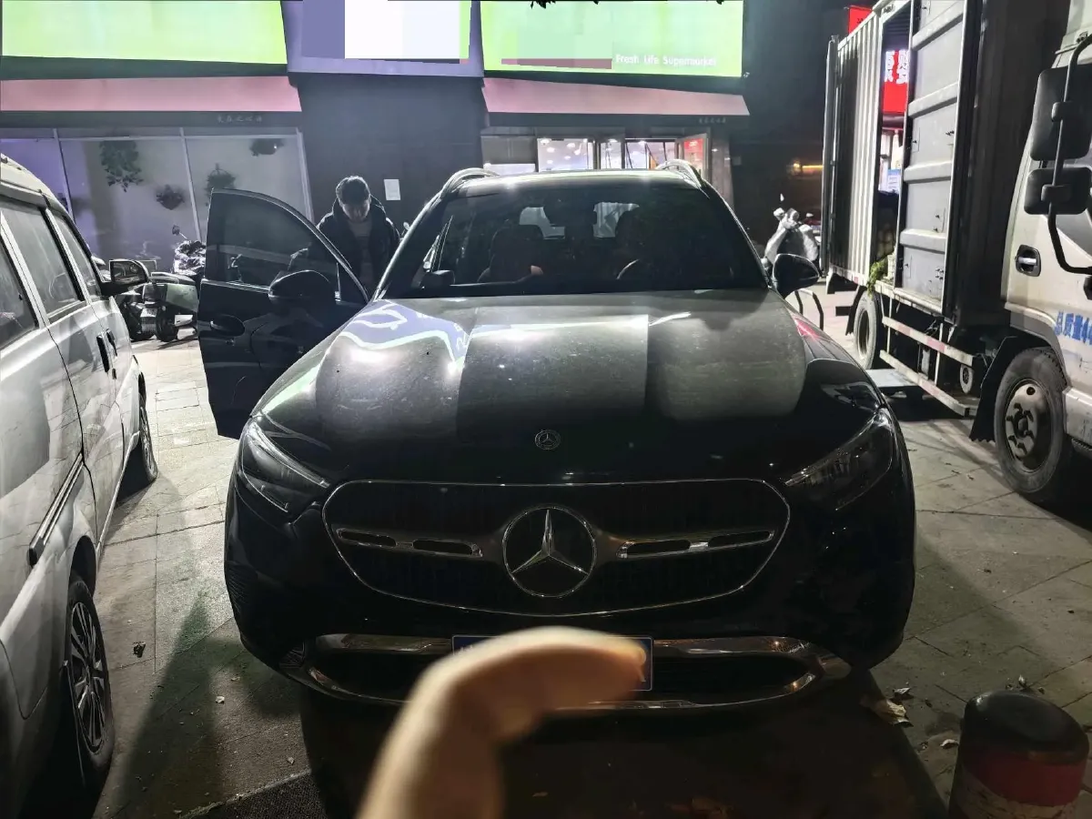 2024 Mercedes-Benz GLC Class 2.0T 204HP L4 9AT,autocango,china used car exporter,china ev exporter,chinese used car exporter,chinese used ev exporter